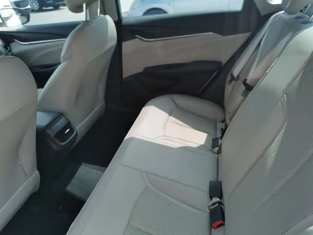 Buick Excelle 2017 15N Automatic Elite фото 17