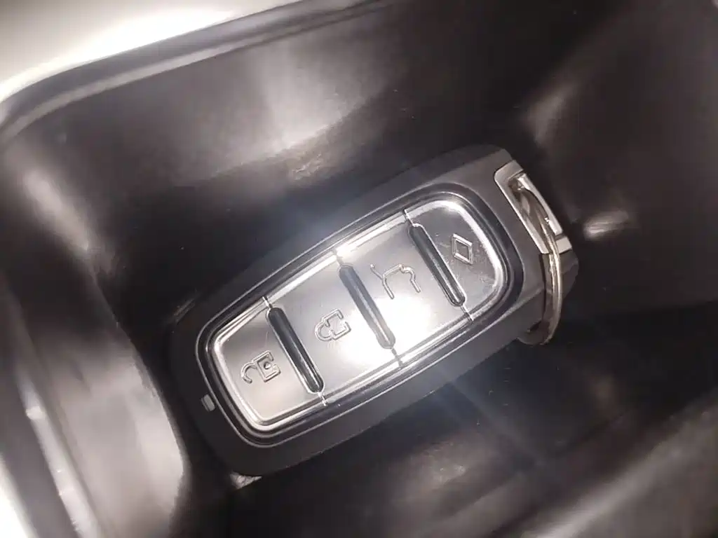 Photo 9 - Haval M6