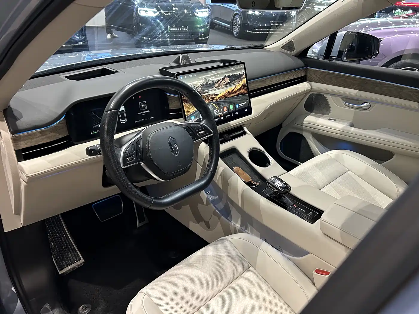 AITO Wenjie AITO M5 2022 Extended Range AWD Flagship фото 6