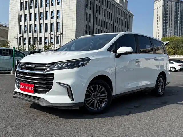 saic-maxus chase-g50