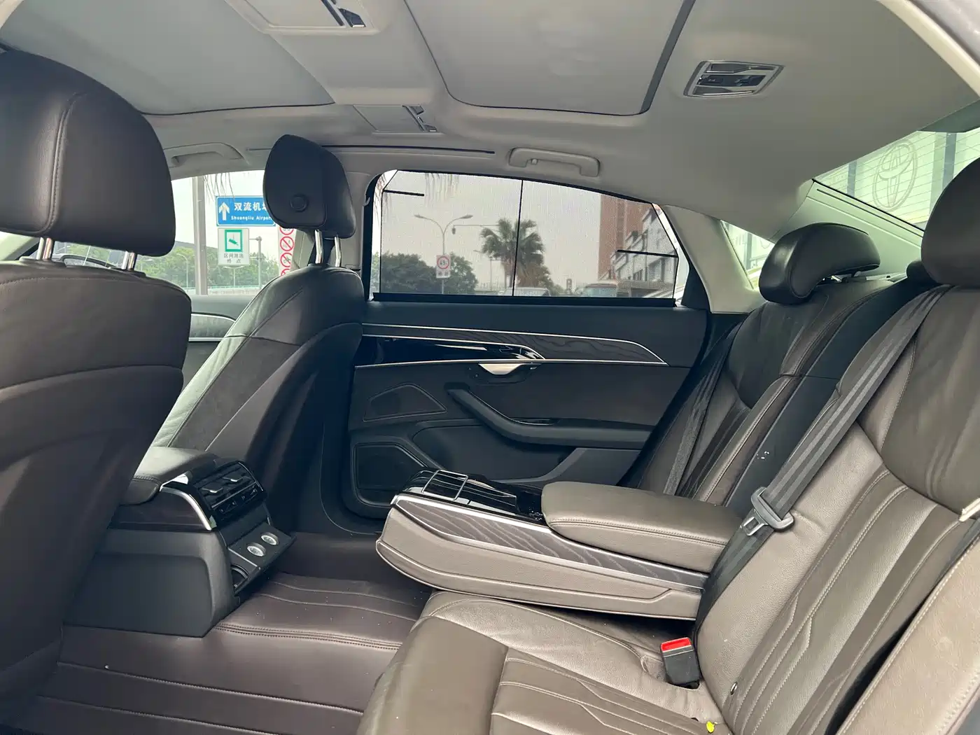 Audi A8 2018 A8L 55 TFSI quattro Launch Elite фото 7