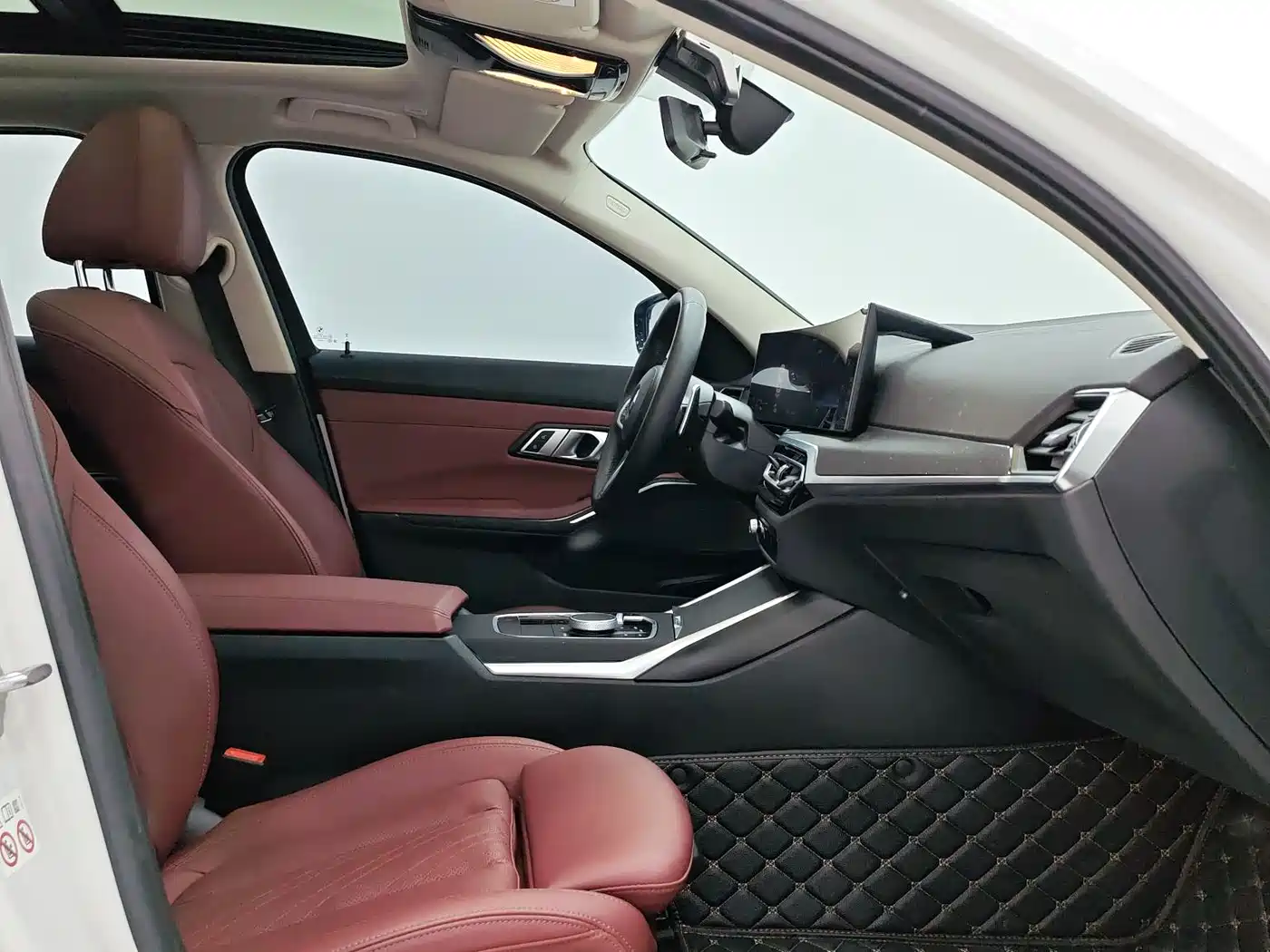 BMW 3 Series 2023 320Li M Sport Package фото 7