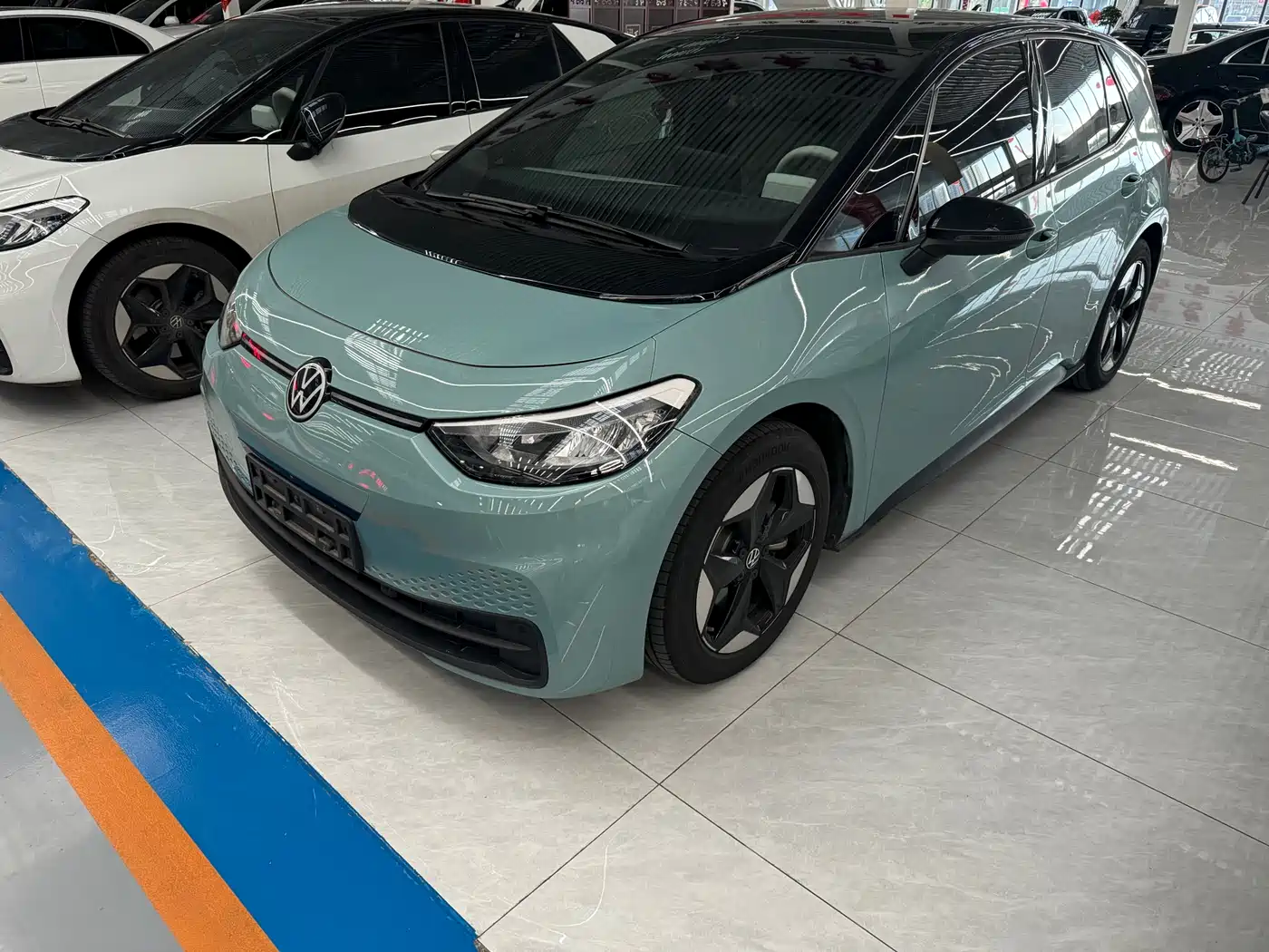 Volkswagen ID.3 2025 Facelift Smart Outstanding Edition фото 3