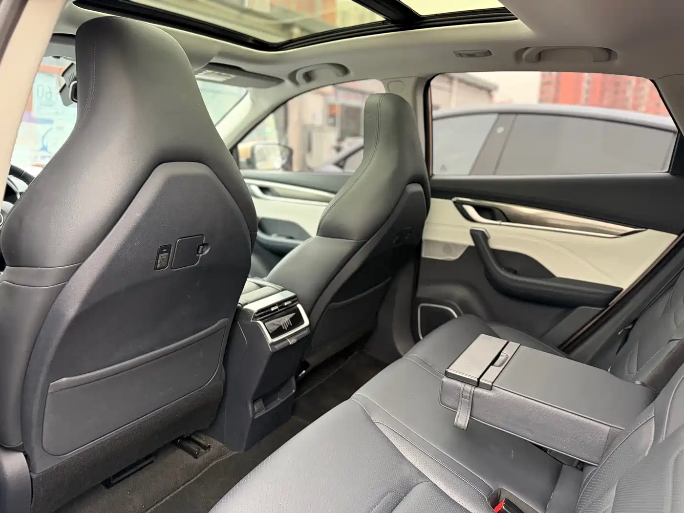 Weltmeister WEIMA EX5