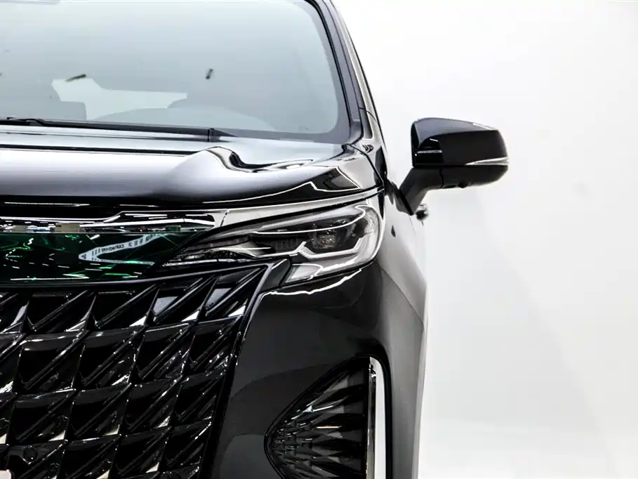 Toyota Sienna 2026 2.5L Hybrid AWD Luxury Edition фото 32