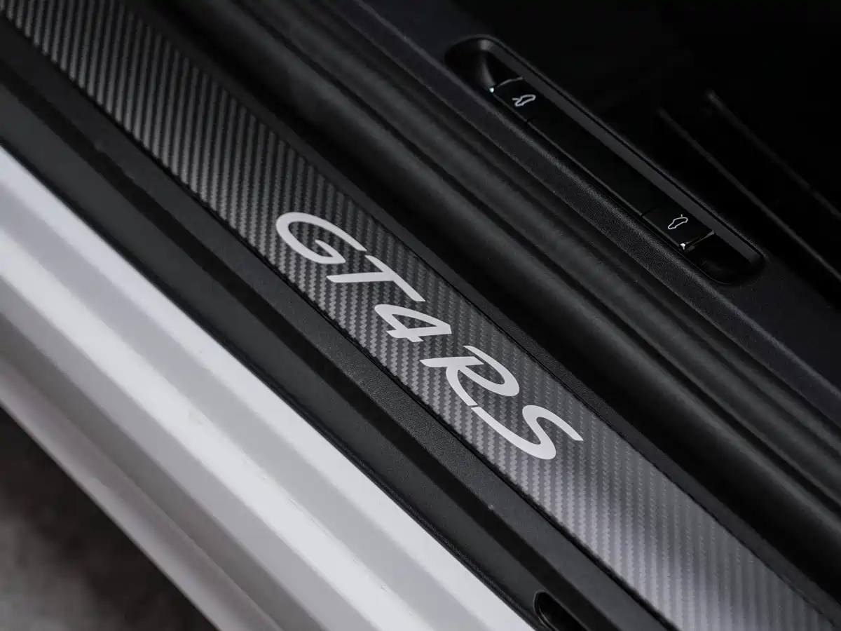 Porsche 718 2022 Cayman GT4 RS 4.0L фото 25