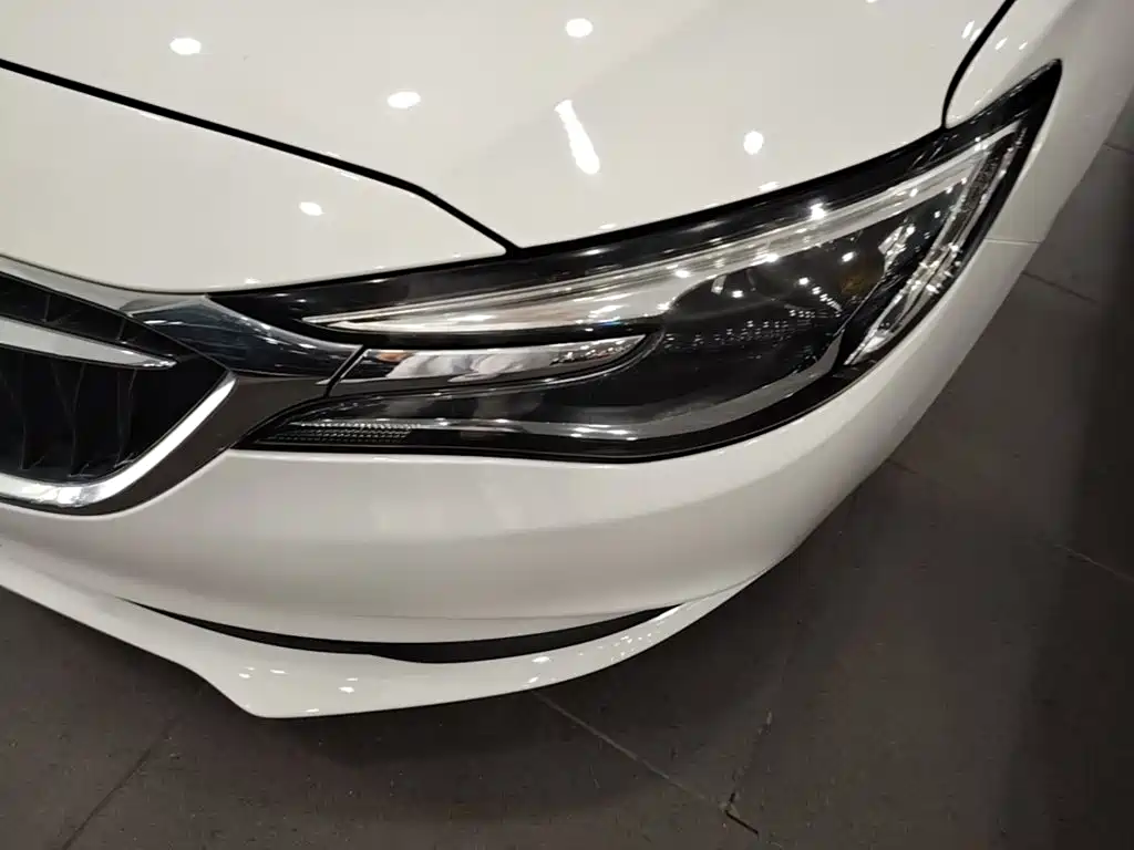 Фото 24 - Buick Excelle