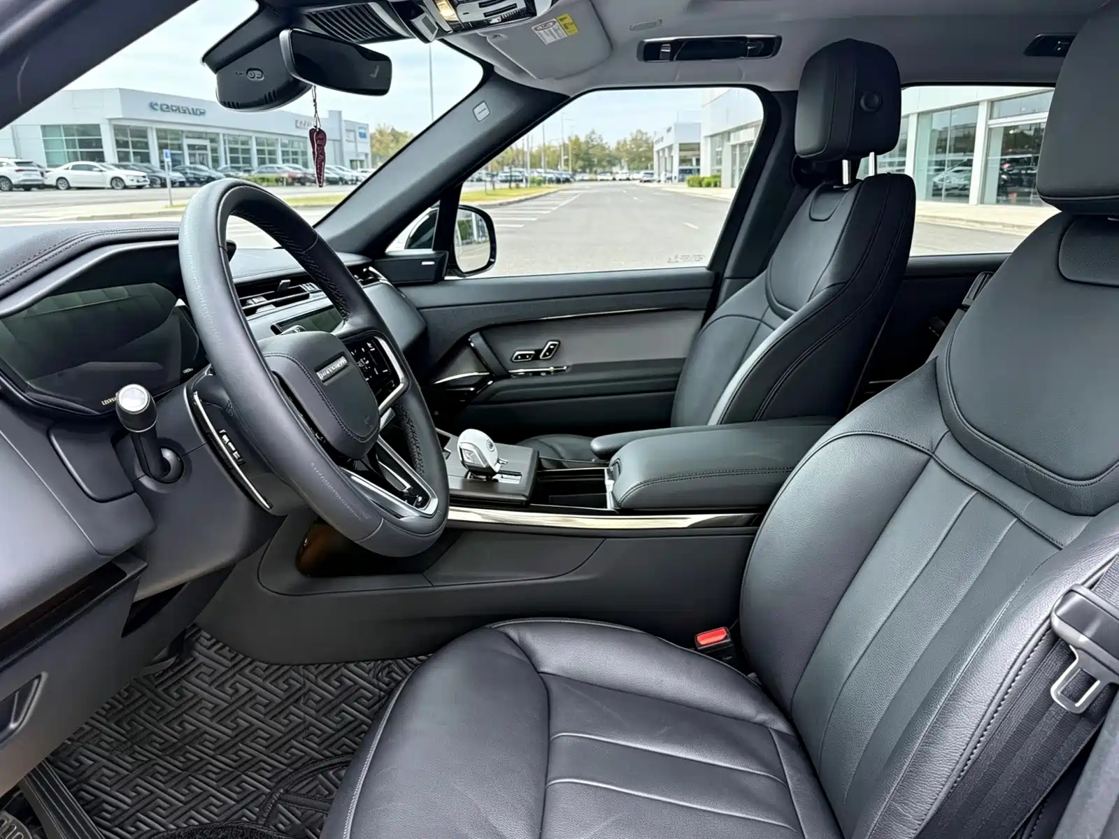 Photo 5 - Land Rover Range Rover Sport