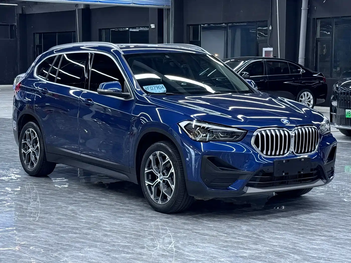 BMW X1 2021 sDrive25Li Leading фото 2