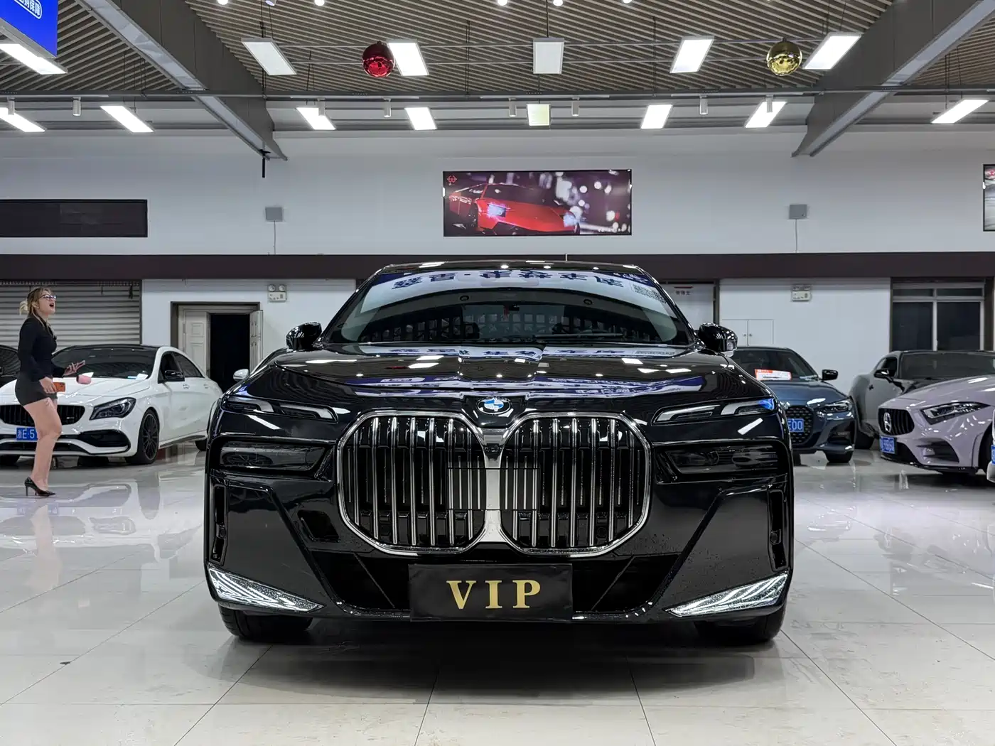 BMW 7 Series 2023 Model 735Li M Sport Package фото 2