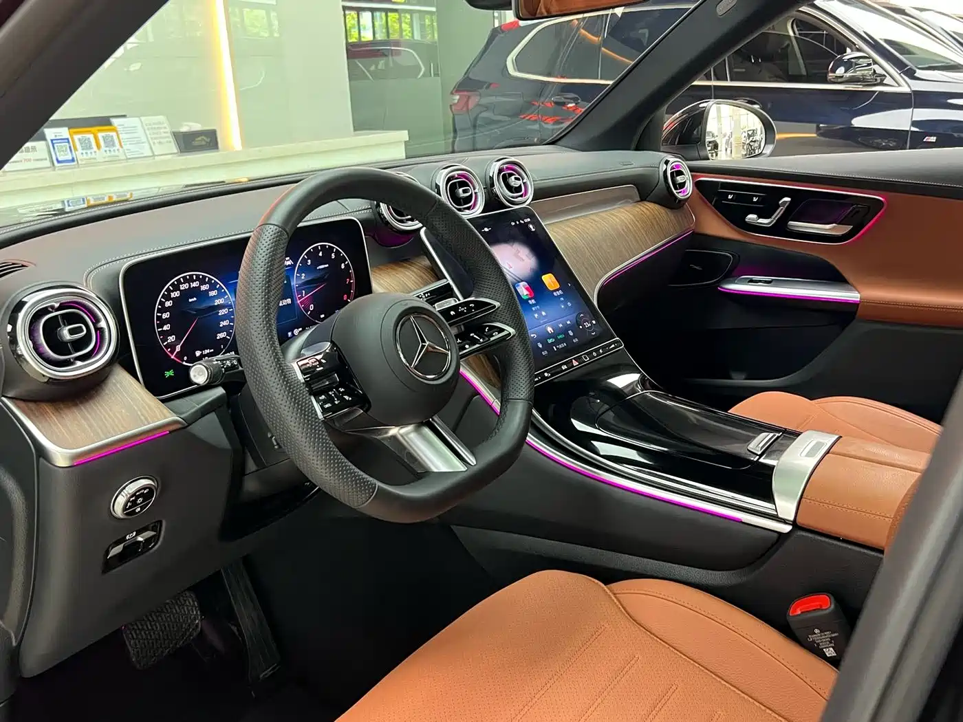 MERCEDES-BENZ GLC