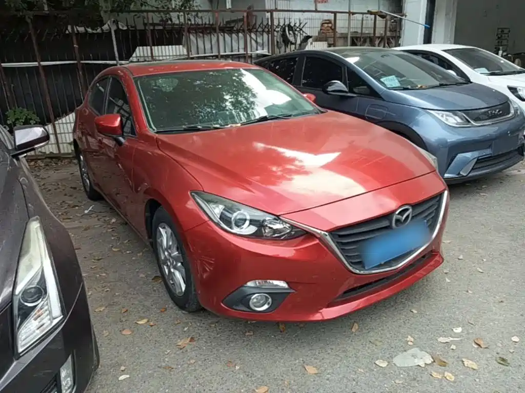 صورة 4 - Mazda Mazda 3