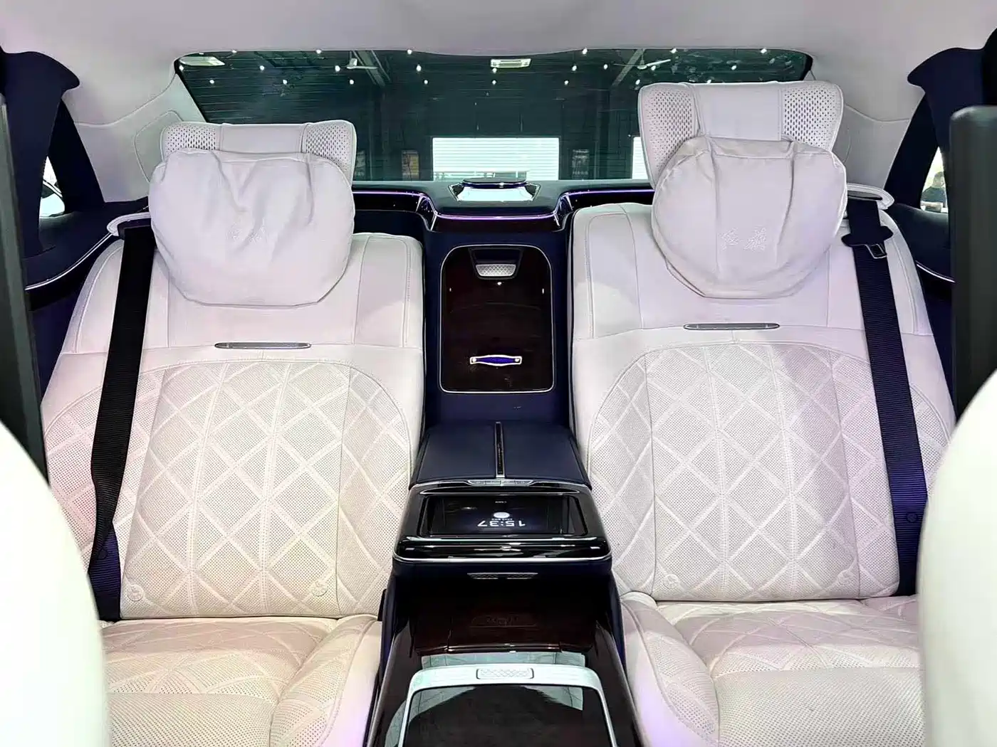 Hongqi Guoya 2024 4.0T V8 Version фото 45