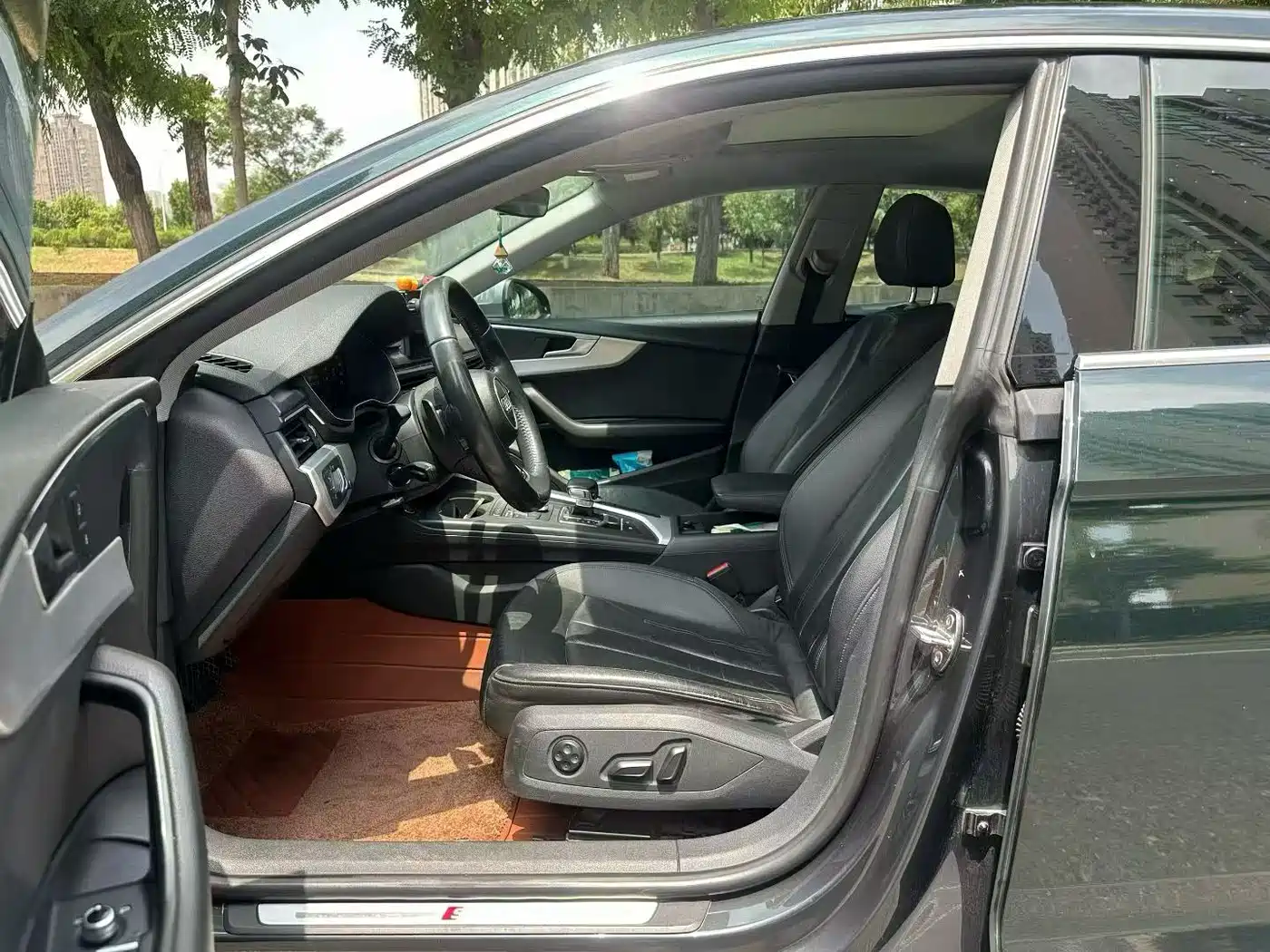 Фото 4 - Audi A5 (Import)