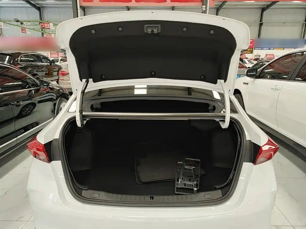 Buick Verano 2023 Pro Joy Edition фото 19