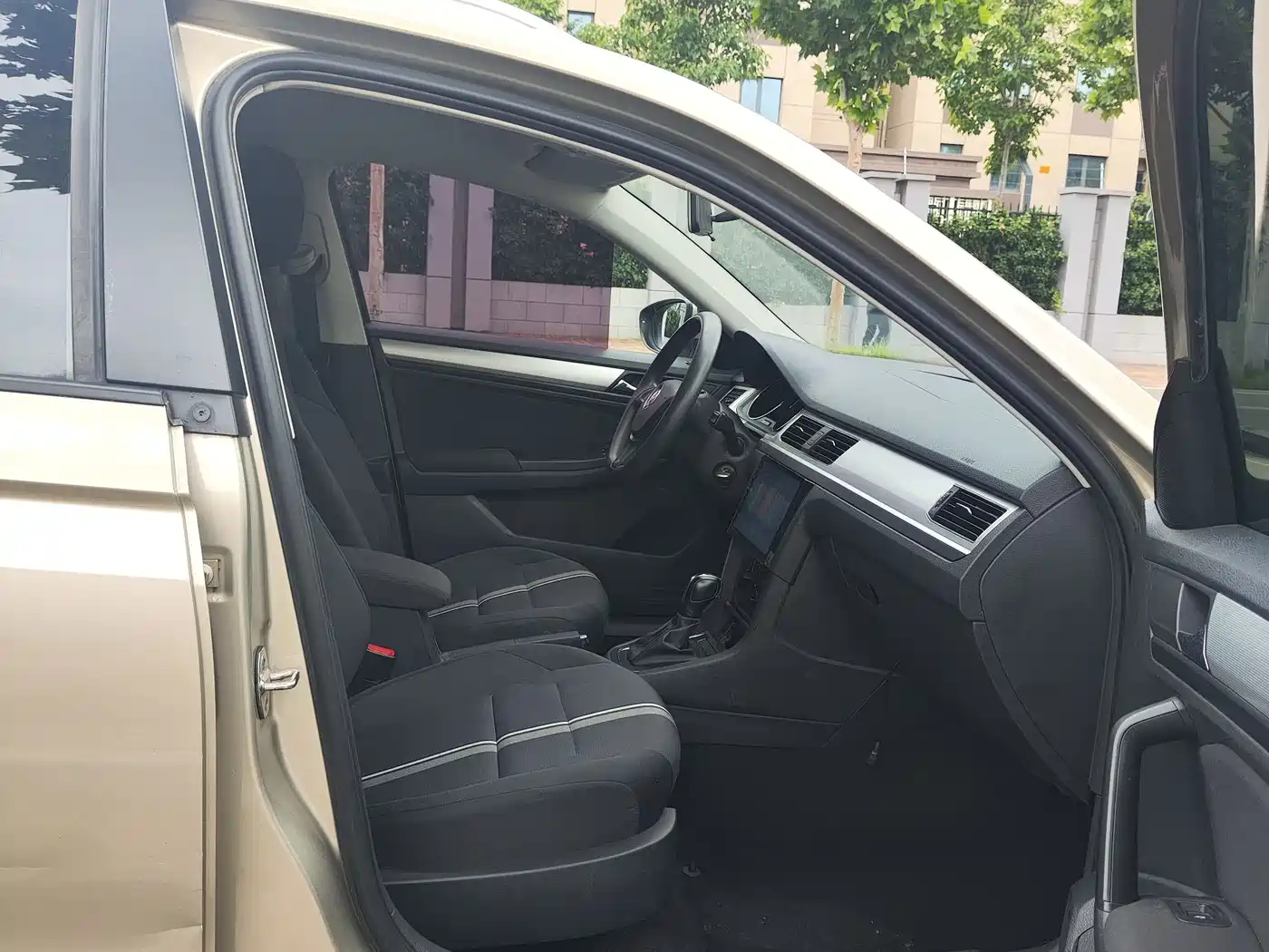 Volkswagen C-TREK 2018 1.5L Auto Fashion Edition фото 15