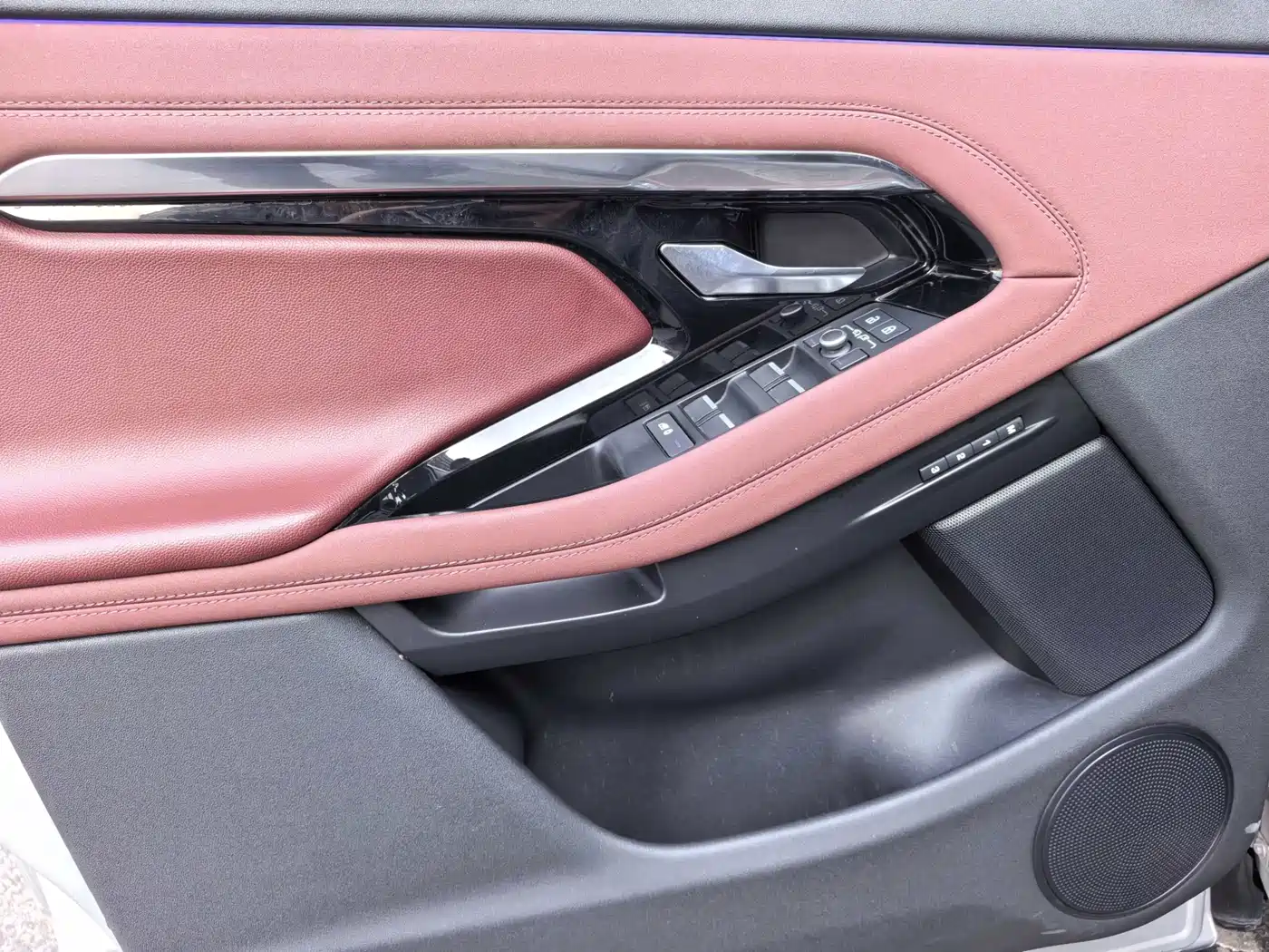 LAND ROVER RANGE ROVER AURORA