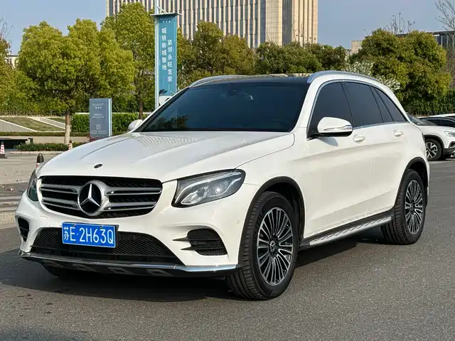 MERCEDES-BENZ GLC