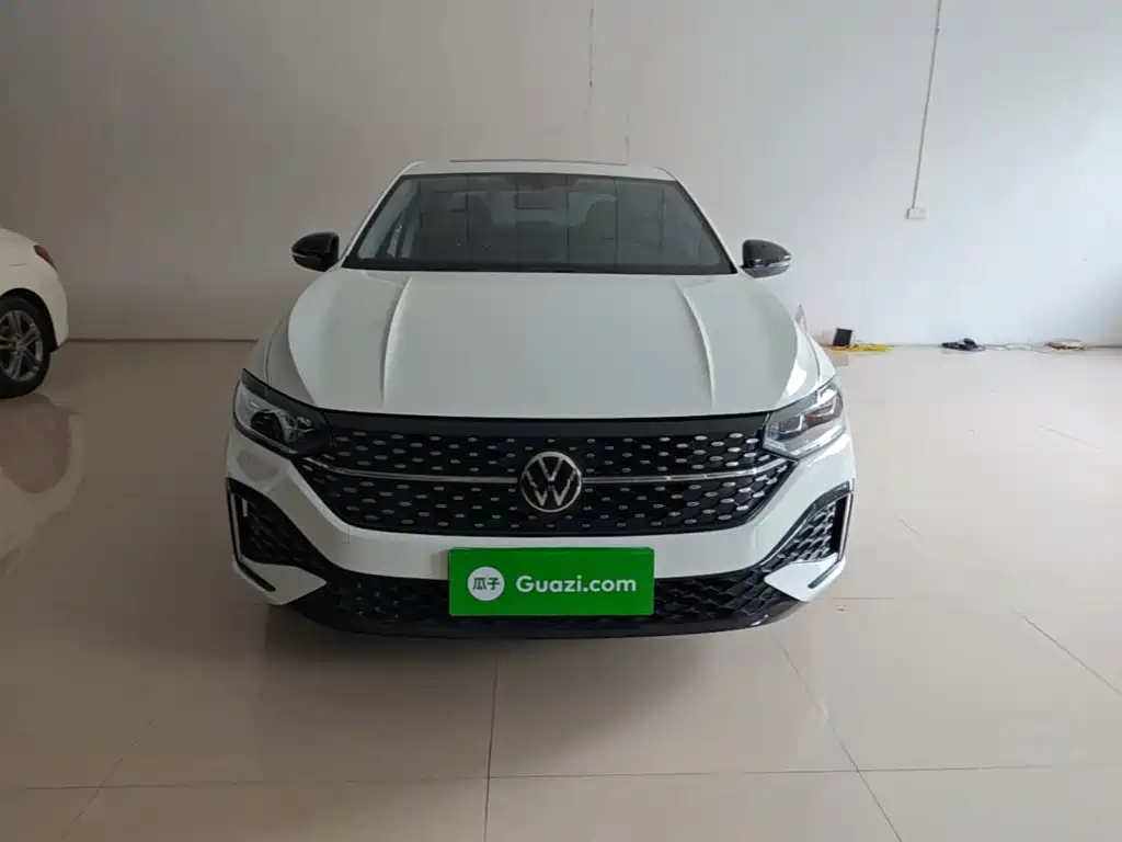 Фото 3 - Volkswagen Lavida