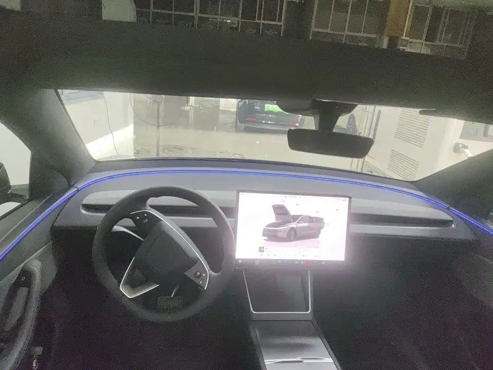 Tesla Model Y 2026 2026 Rear-Wheel Drive