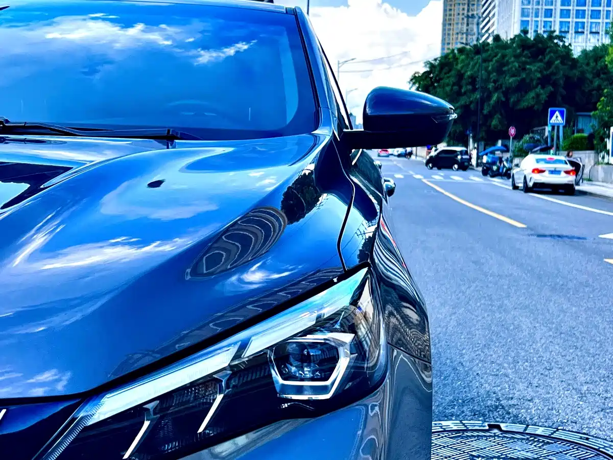 Фото 8 - Geely Binrui