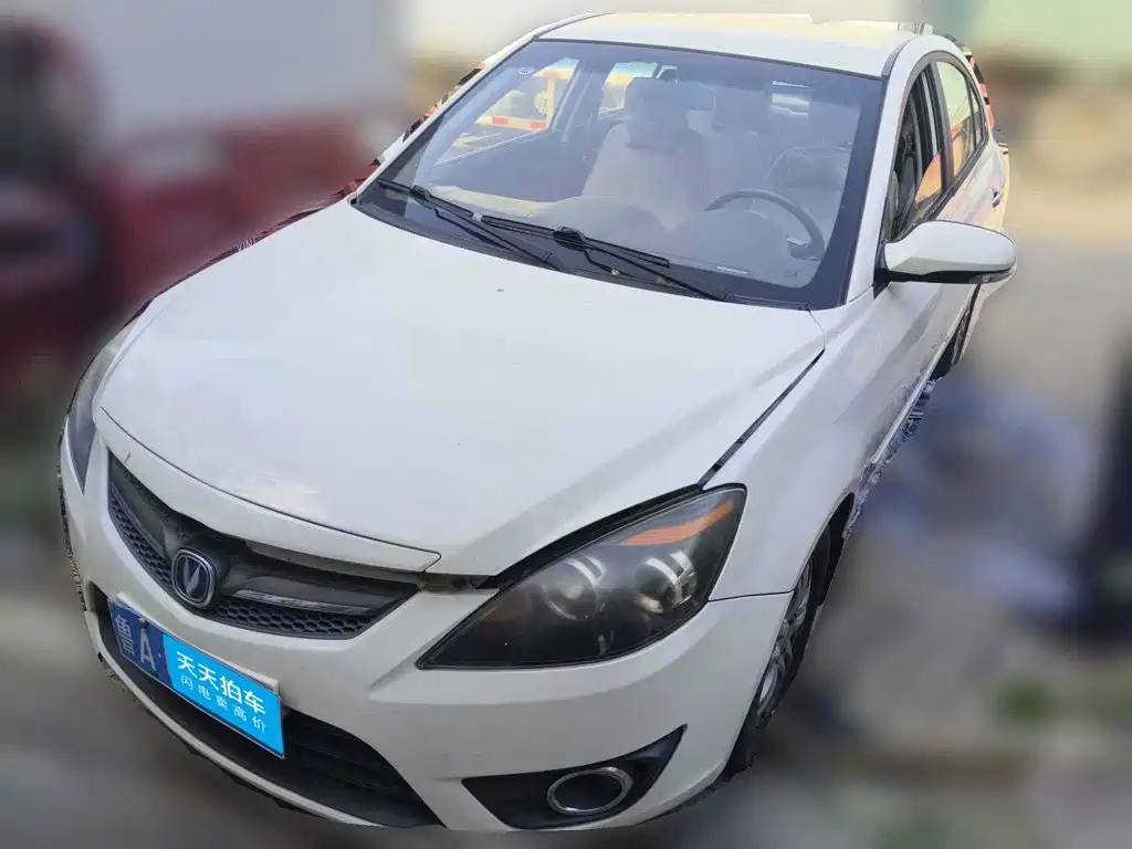 Changan Yuexiang 2012 Sedan 1.5L Manual Luxury