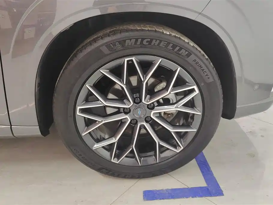 CHANGAN CHANGAN AUCHAN Z6