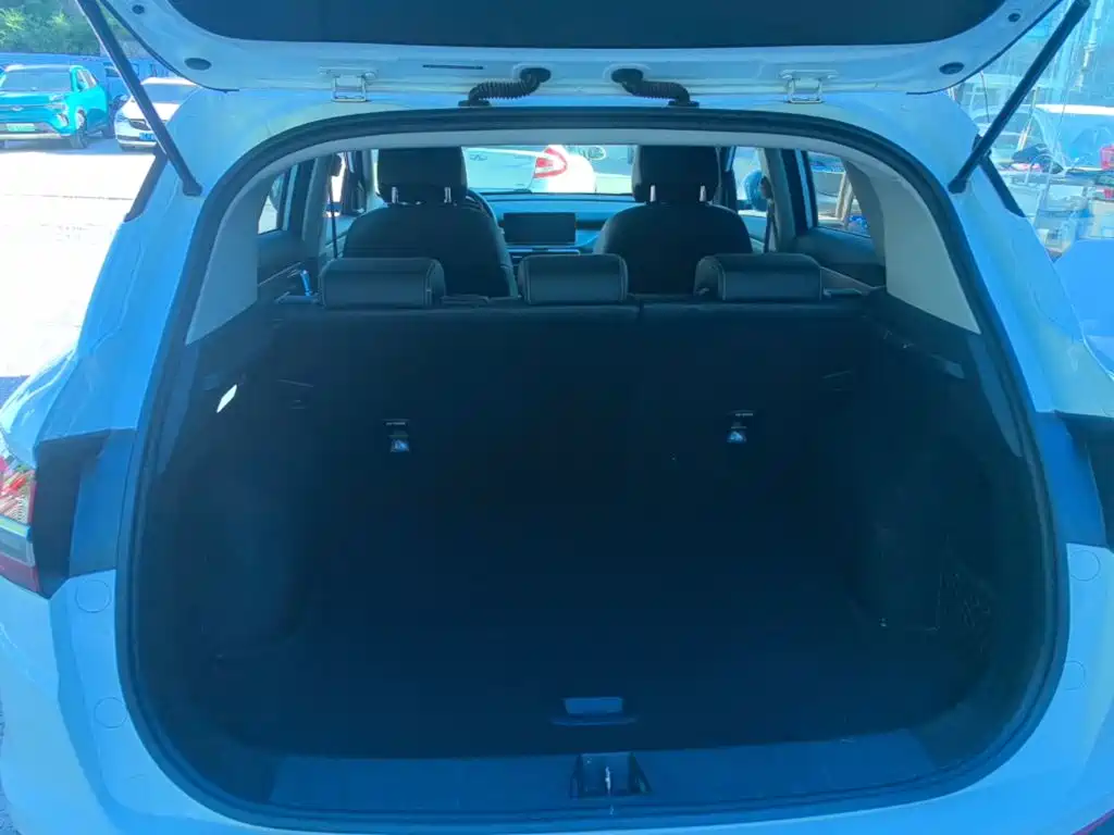 Geely Binyue 2019 2019 260T DCT Knight China V