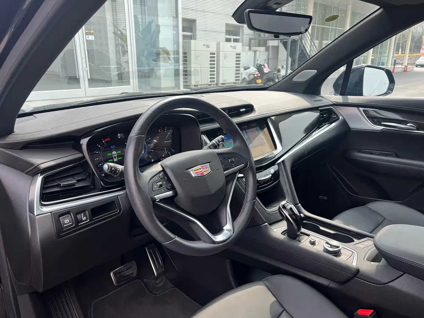 Cadillac XT6 2025 2.0T 6-Seater AWD Executive Black Label Edition фото 5
