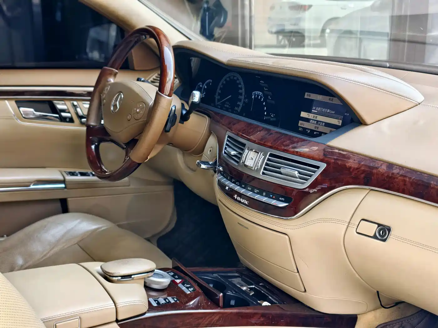 Mercedes-Benz S-Class 2011 S 500 L CGI 4MATIC фото 8