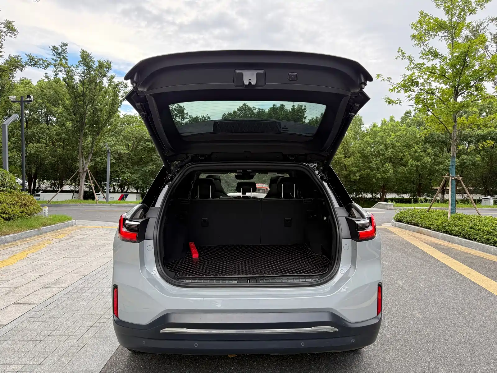 Фото 7 - NIO ES6
