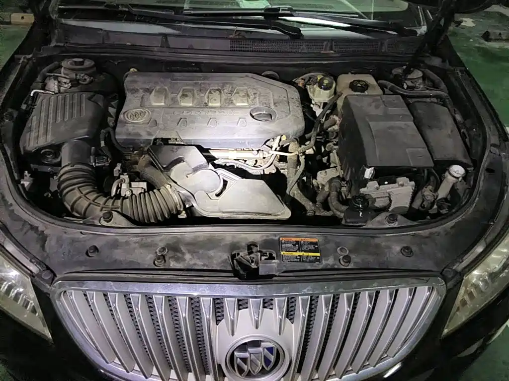 Buick LaCrosse 2009 2009 Model 2.4L Luxury Edition