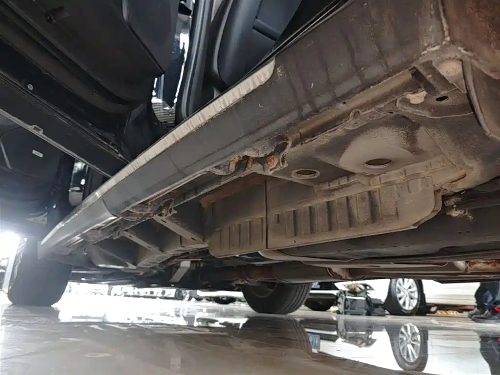 Cadillac XT5 2016 25T Luxury Model фото 22