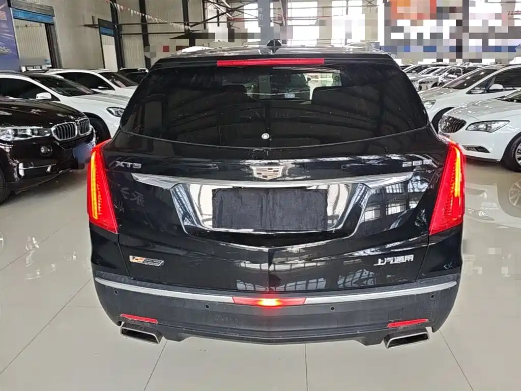 Cadillac XT5 2016 25T Luxury Model фото 6