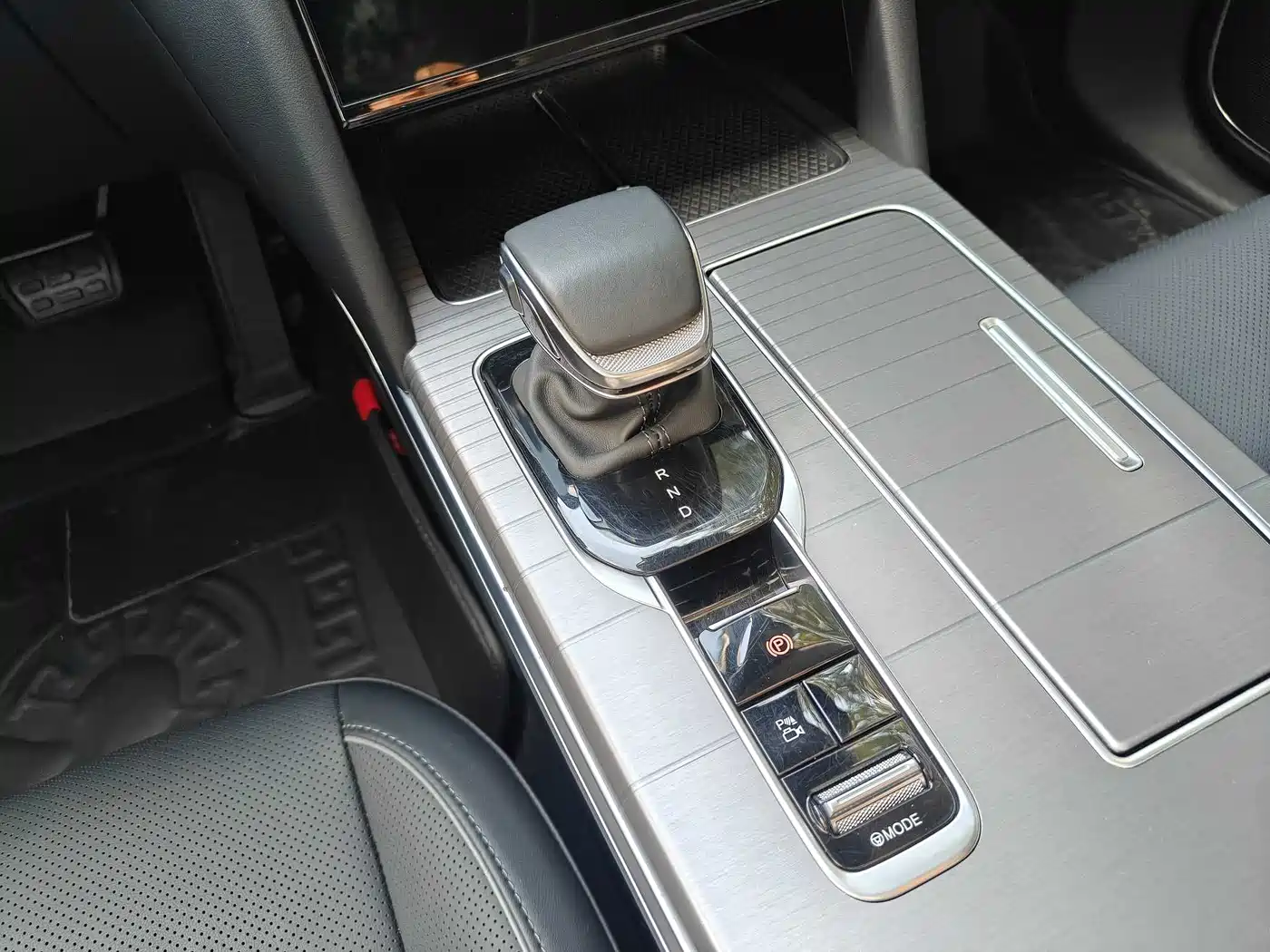 Hongqi HONGQI HS7 PHEV