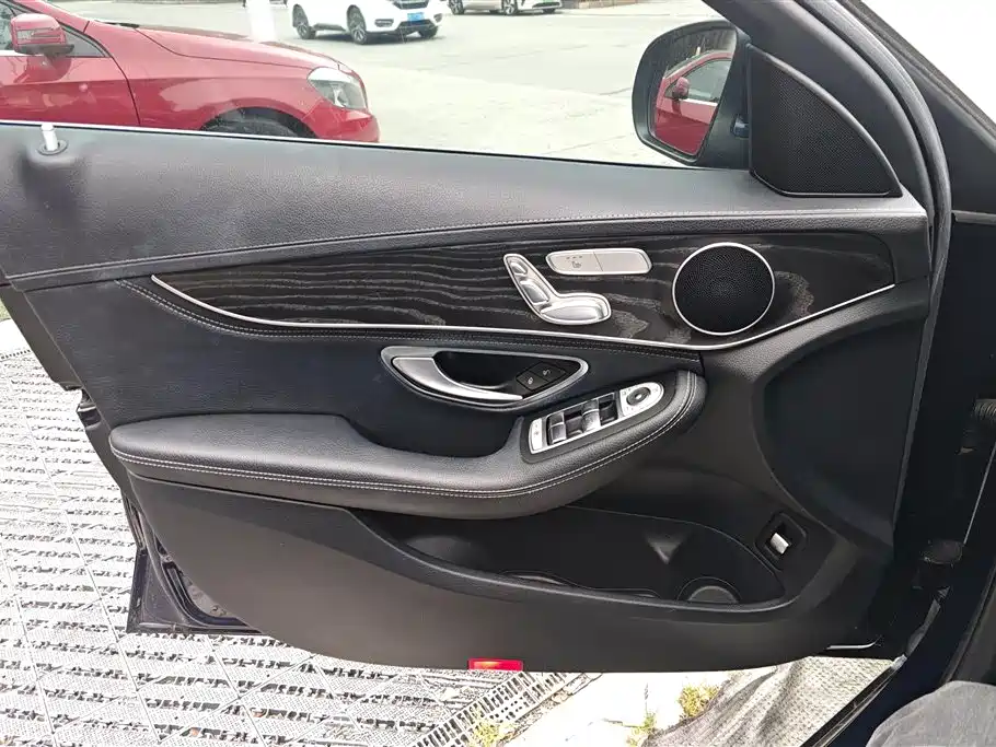 Mercedes-Benz C-Class 2018 C 200 L Sport Edition фото 7