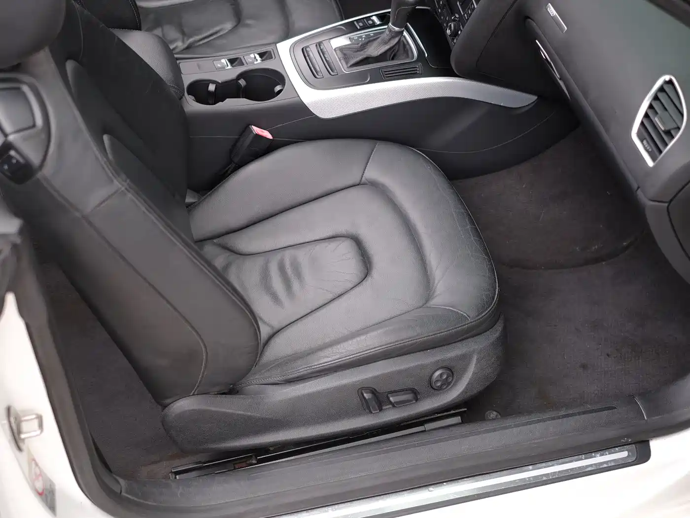 Audi A5 (Import) 2010 2.0TFSI Cabriolet фото 51