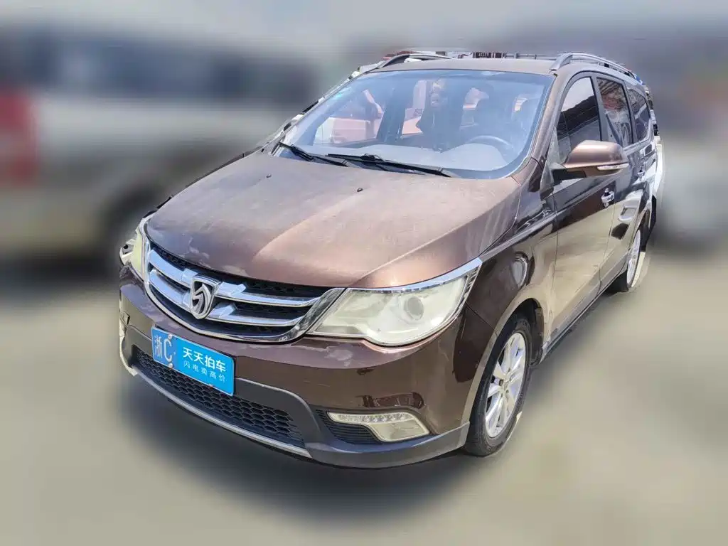 Baojun 730 2015 2014 1.5L Manual Comfort 7-seater