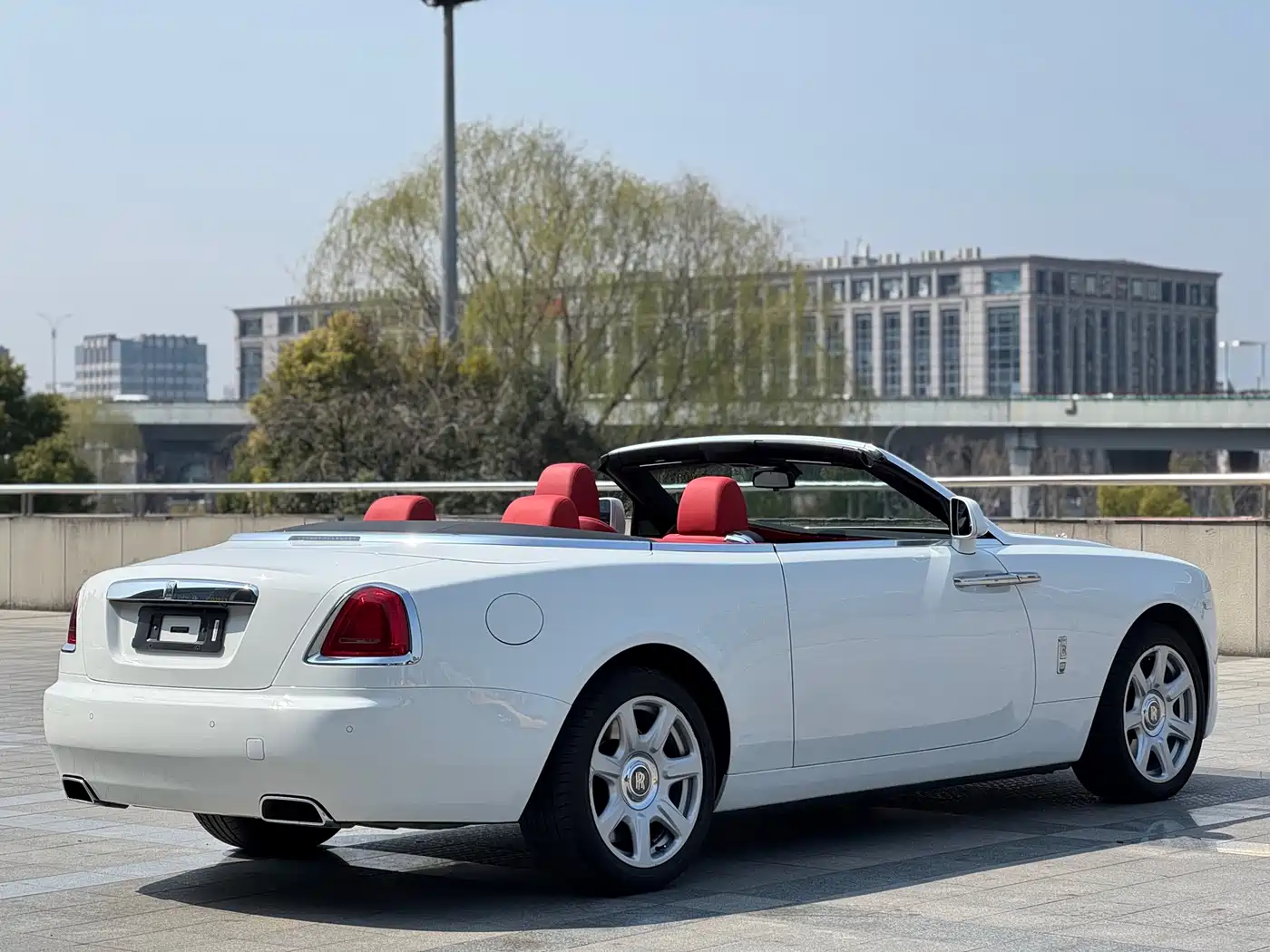 Rolls-Royce Dawn 2019 2015 6.6T Standard