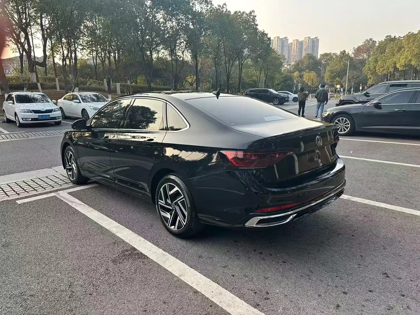 Volkswagen Sagitar 2023 280TSI DSG Beyond Lite фото 4