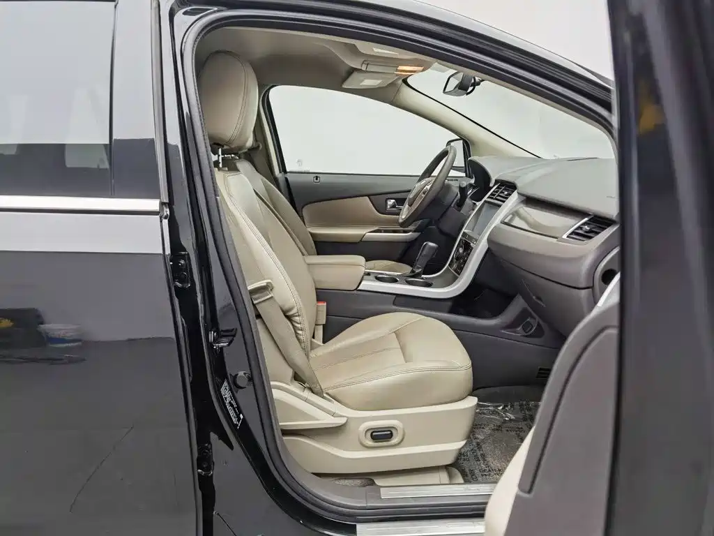Ford Edge (Import) 2015 2012 2.0T Elite