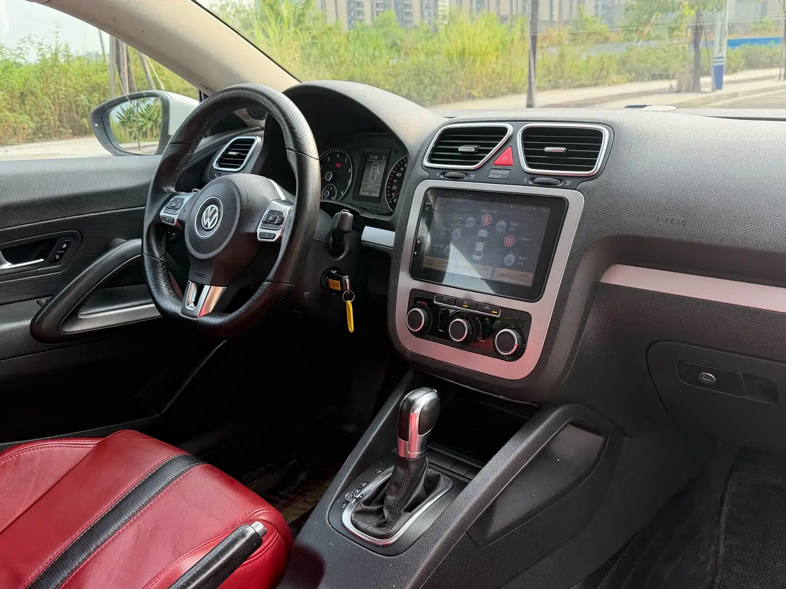 صورة 10 - Volkswagen Scirocco