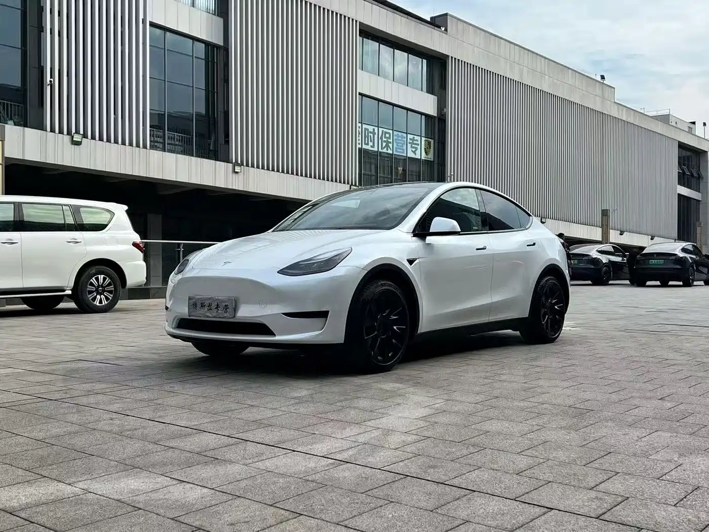 Tesla Model Y 2022 Facelift Rear-Wheel Drive Version