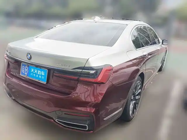 BMW 7 Series 2019 740Li Leading M Sport Package — фото 2