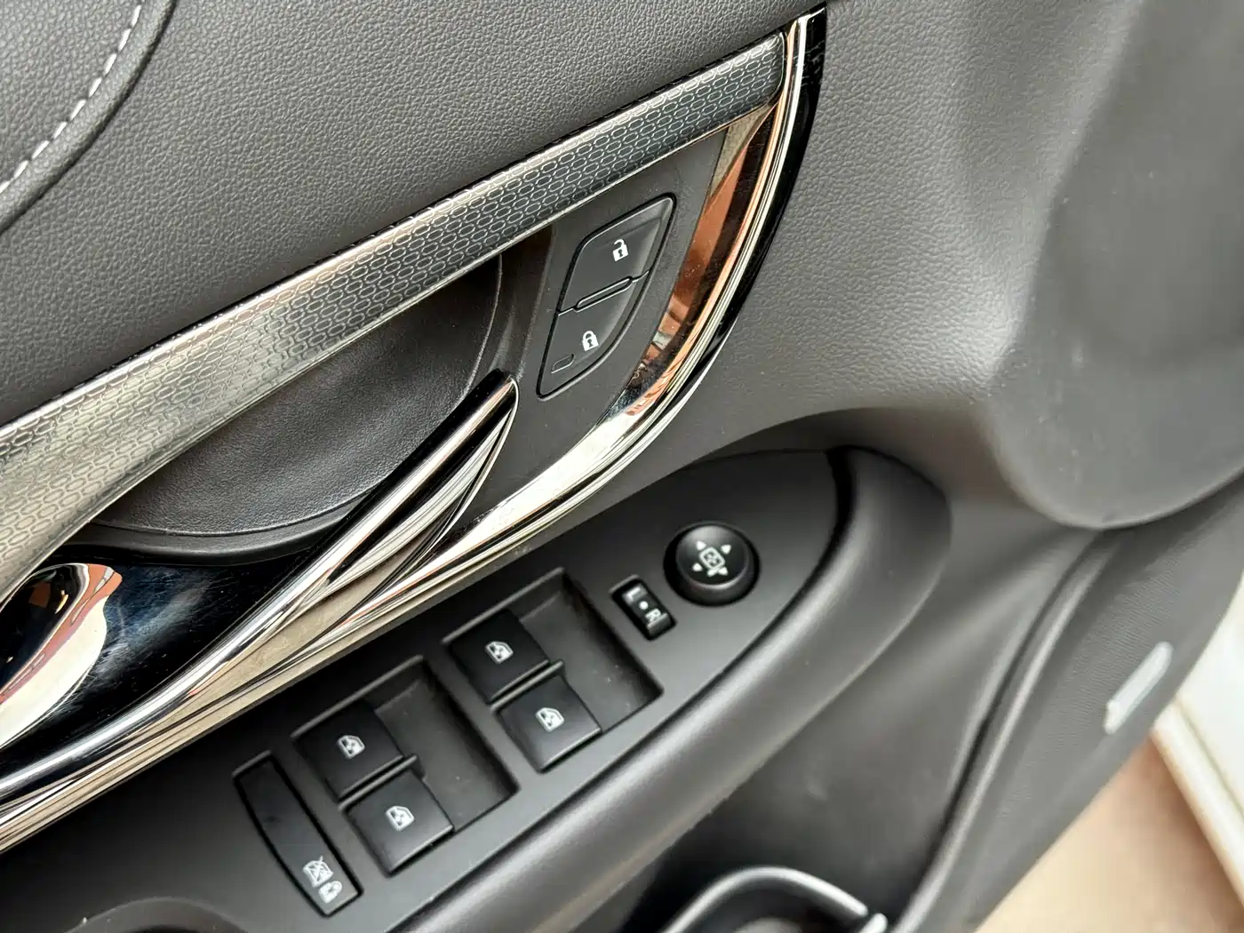 Cadillac ATS-L 2017 28T Technology фото 11