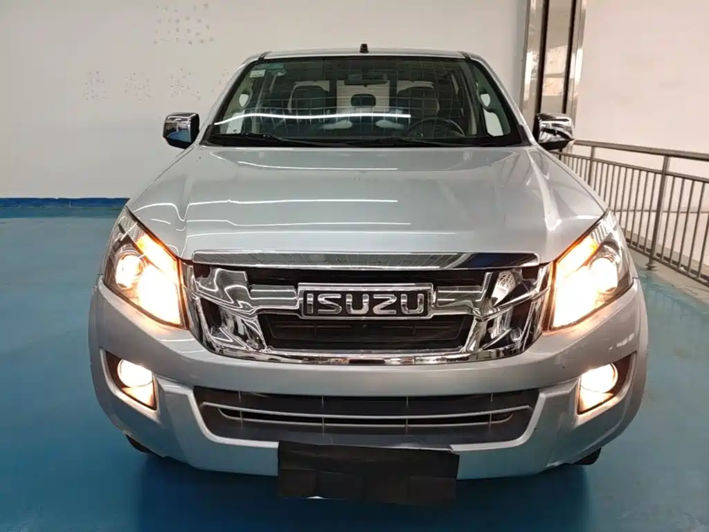 Isuzu D-MAX 2016 2015 2.5T 4WD Automatic Super Luxury 4JK1