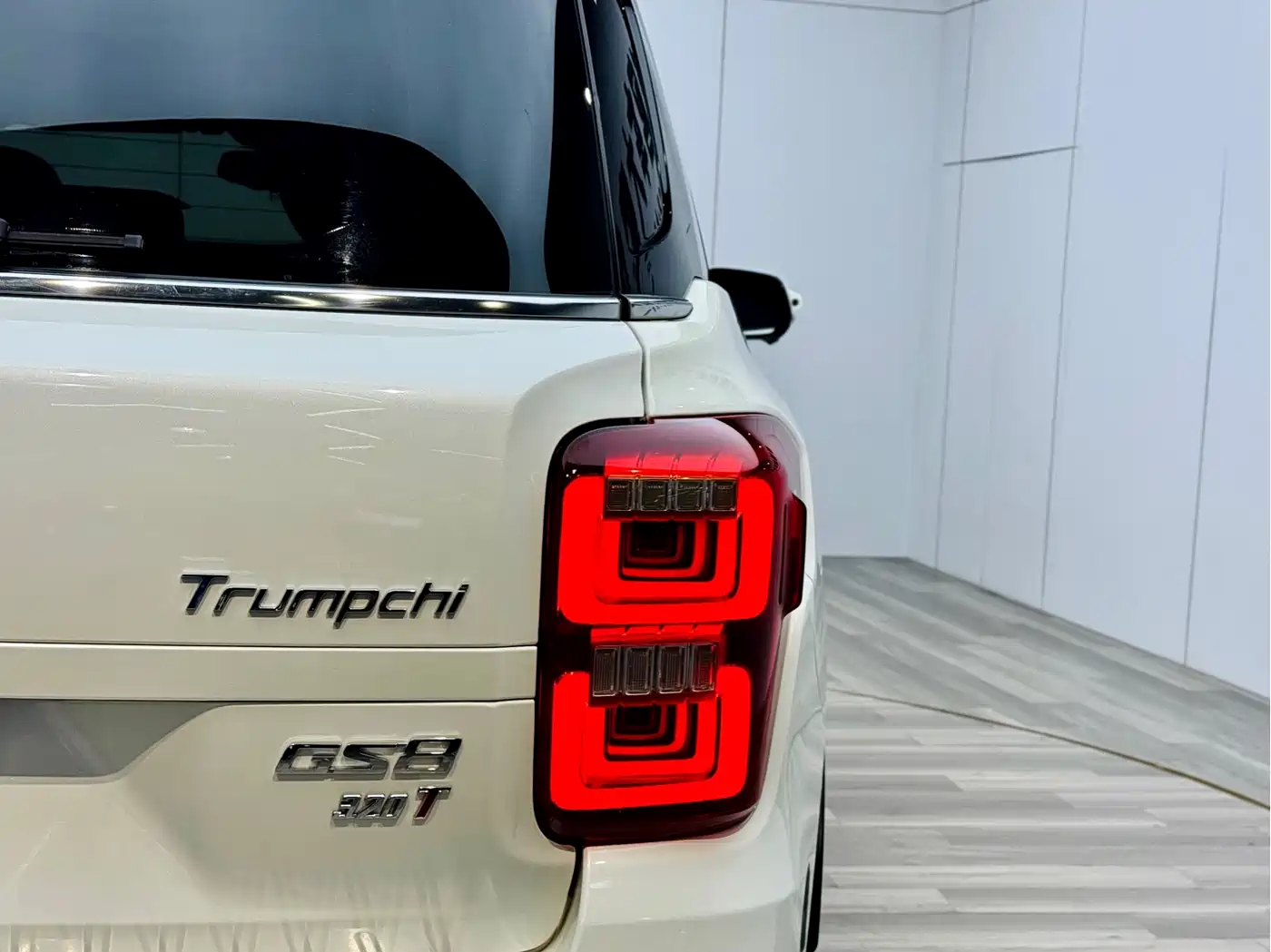 GAC Trumpchi Trumpchi GS8 2017 320T 2WD Luxury Smart Connect (7-seater) фото 28