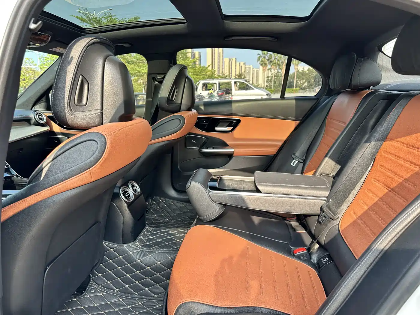 Mercedes-Benz C-Class 2023 C 260 L Sport фото 6