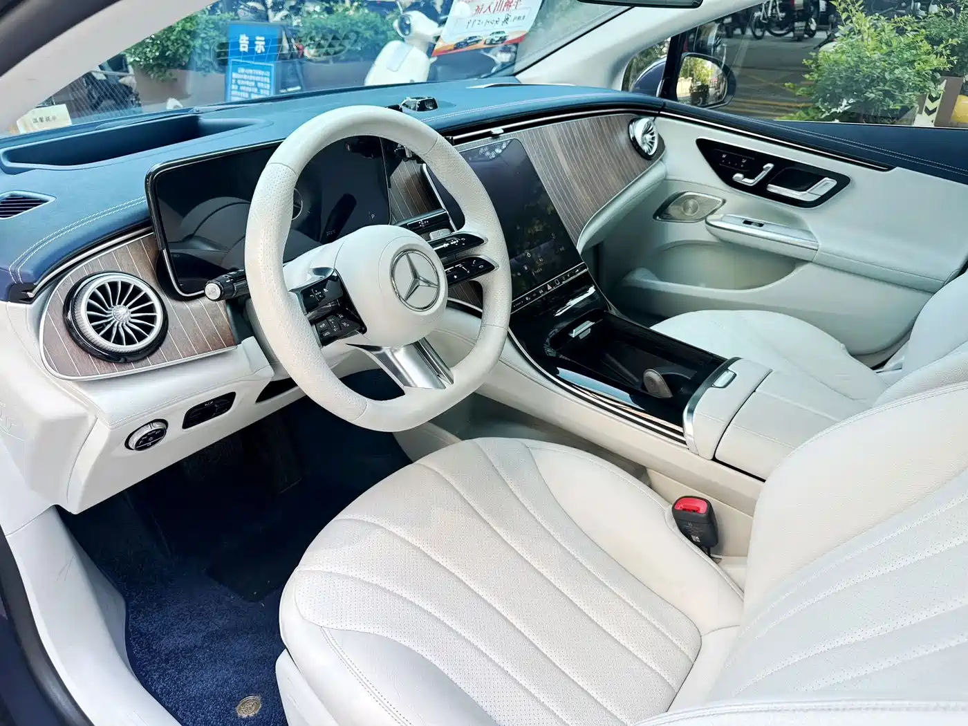 Mercedes-Benz EQE 2025 2025 500 4MATIC Pioneer