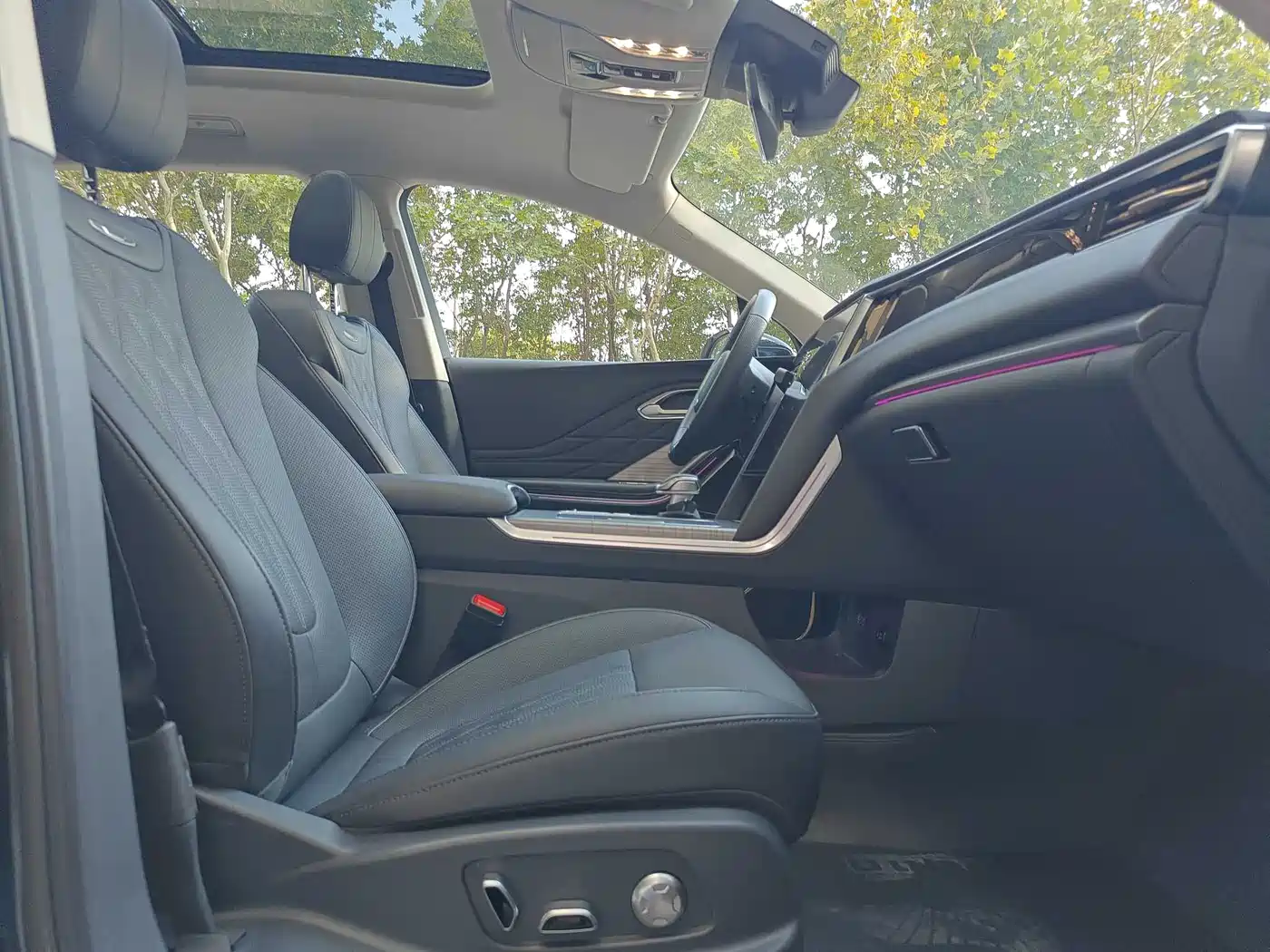 Hongqi HONGQI HS7 PHEV